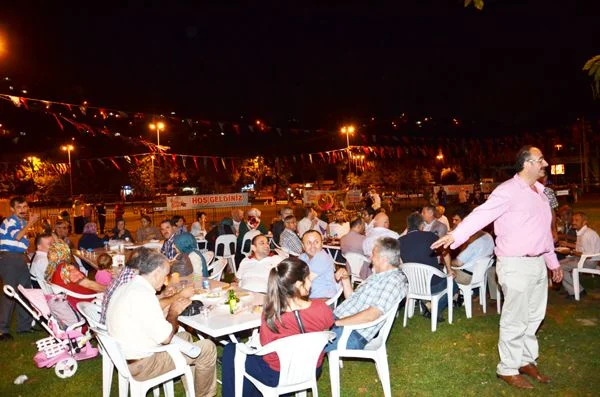 Rizeliler standında muğlama kuyruğu 1 rize ge 3Hk9rPwaLr