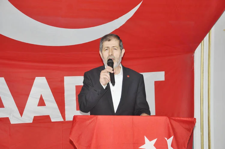 Saadet Partililer geleneksel iftar yemeğinde buluştu 4 saadet iftar bey 11 kIczVEwvYX