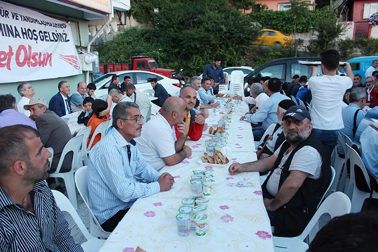 Beykoz Samsunlular Derneği iftar verdi 1 samsun ift iIn3bsyibF