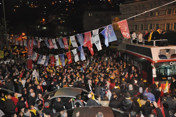 Sarıgül: Nur yüzlü ve sağlam adaylarız 2 sarigul nur 9 1 vhJLAGsr5K