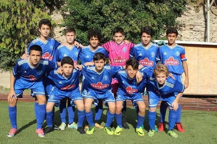 Sarıyer’in küçükleri büyük hedeflere koşuyor 2 sariyer 3 h1SXRr1C j