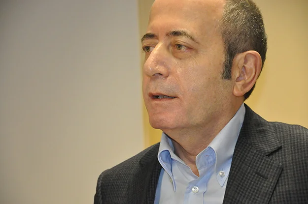 secili akif 12 2Esm2PvH25