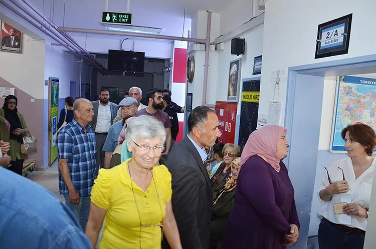 Beykoz’da Seçim 2018… Kim nerede oy kullandı? 5 secim 2018 beykoz 10 5QS1ZCt5Ud