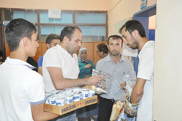 Beykoz’da hangi siyasi nerede oy kullandı? 13 secim baskan beyk gQotHT4JGC