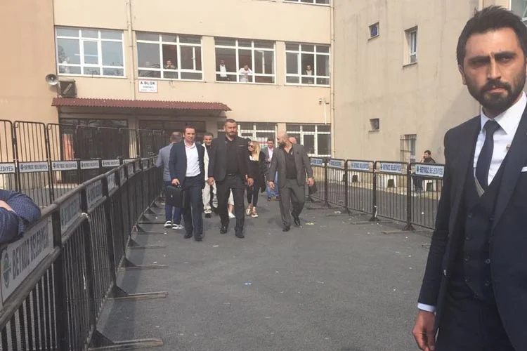 Beykoz’da sükünet içinde bir referandum bitti... 7 sedat p R0cnE6e0NI