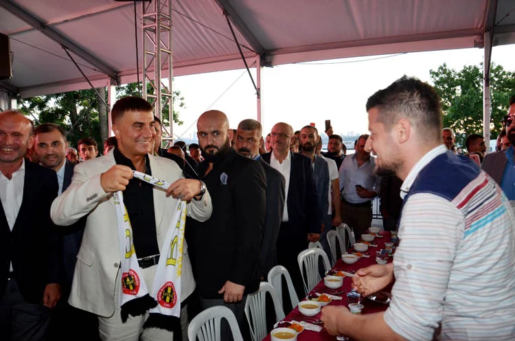 Sedat Peker Beykoz'da gençliğe yön gösterdi 5 sedatpeker gencligeyonverdi 4 G4rqwstaq