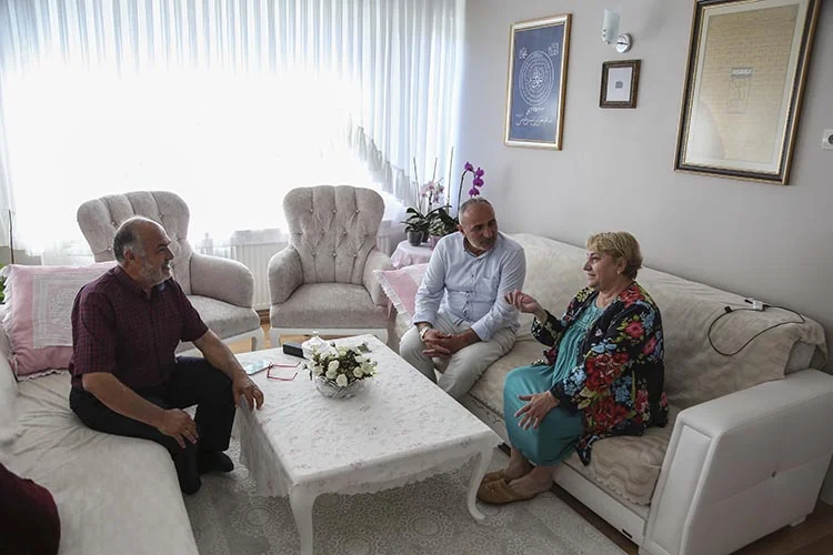 Beykoz’da şehit ailelerine Bayram ziyaretleri 1 seh BbADwgABs6