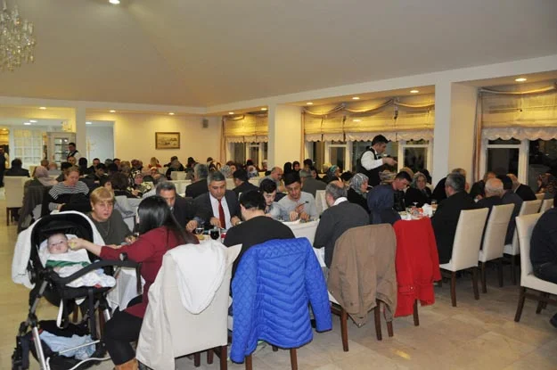 Beykoz Belediyesi, şehit ailelerini kucakladı 6 sehit a db 10 D3F4DrHOEp