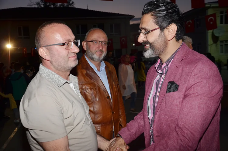 Beykozlu şehit babasından mahalle halkına iftar 4 sehit if baba 7 UpRlMCF2ac