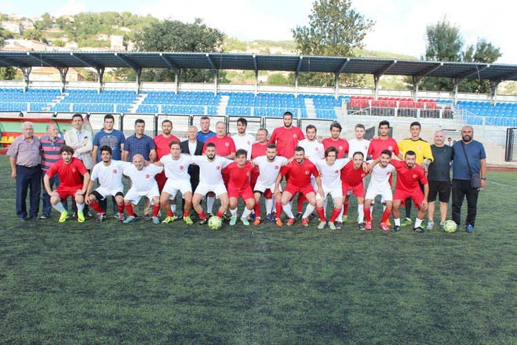 Beykoz’daki şehitler maçında duygusal anlar yaşandı 1 sehit tur 15temmuz 8 jL Rta2AAK