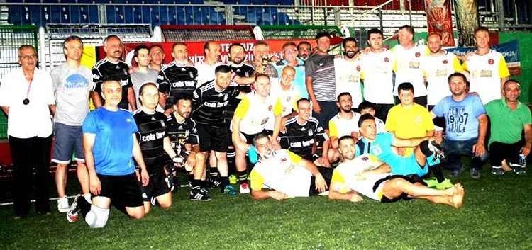 15 Temmuz Turnuvası’nda şampiyon Beykoz masterler 2 sehit turnuva 2 yOFhmy8zgQ