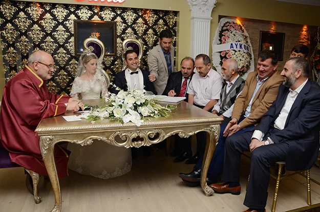 Salih Birinci eşrafında düğün heyecanı 1 selim birinci nik YAqf5BnA w