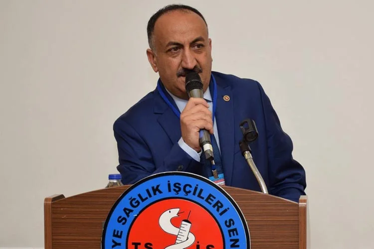 Sağlık İşçileri Sendikası yenilenerek geleceğe yürüyor 2 sendika kongre 5 GY2 rboZd