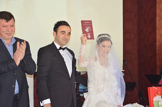 sinan citlak semra citlak 16 pA3UQ6YKdz