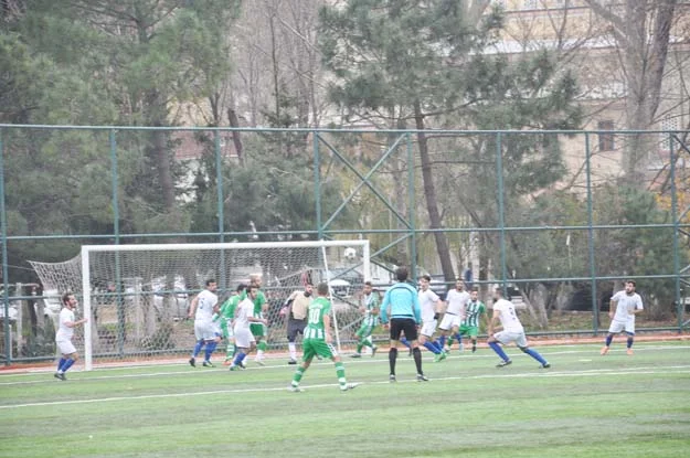 Soğuksuspor farka koştu 3