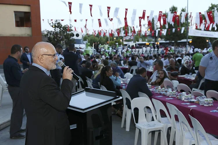 Beykoz Belediye Meydanı’nda son iftar buluşması 1 son iftar beyk 8O GkvGhtt