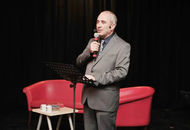 Şiir kalbe düşünce dile gelir... 2