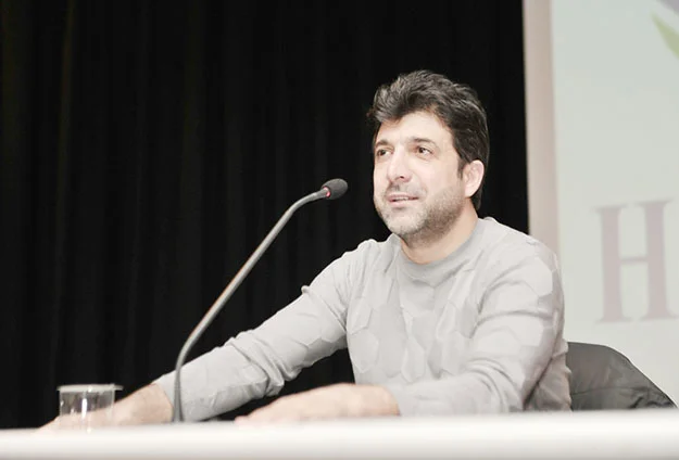 spor nasih 8frZUIBU4T