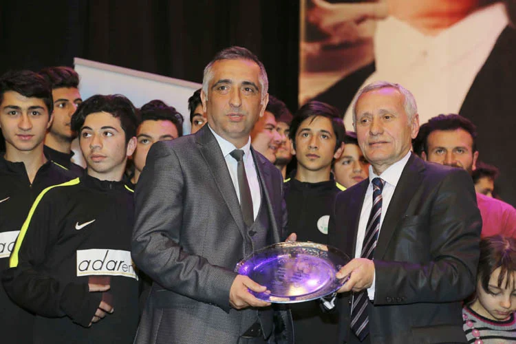 Beykoz'da yılın spor ödülleri sahiplerini buldu 5 spor odul 2016 12 zQUnWT EkZ