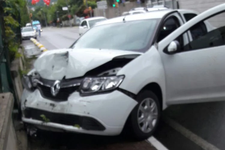 Beykoz Sultaniye yolunda trafik kazası… 1 yaralı 1 sultaniye ka Rmt85S54ad