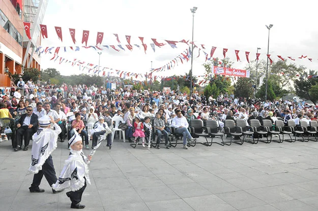Beykozlu 450 çocuk 'Delikanlı' oldu 4 sunnet solen belediy YZ0Q1B4o3G