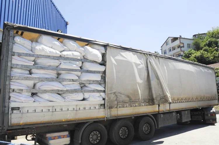 Beykoz'dan Suriyelilere giyim yardımı 2 suriye yardim beyk avWEUQTdvW