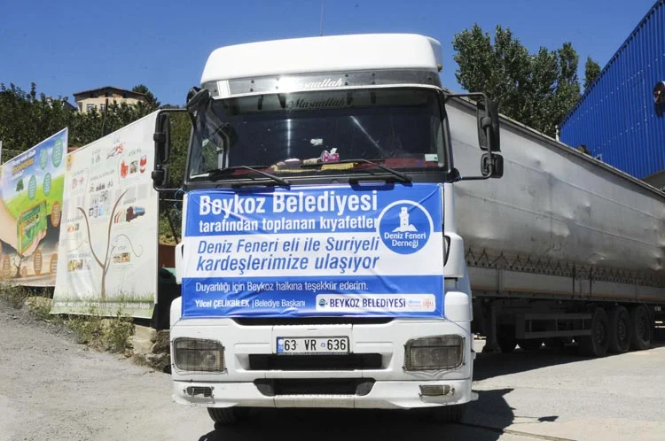 Beykoz'dan Suriyelilere giyim yardımı 3 suriye yardim beykoz 8 5Q5ocELcNU