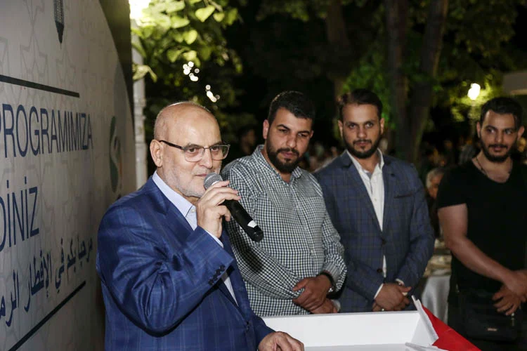 Beykoz Belediyesi, gönül sofrasında sığınmacıları ağırladı 1 suriyelisiginmaciaileleri201 SYg0ge0WdA