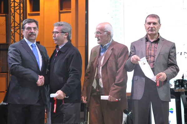 tapu gullu bNUeapeq1i