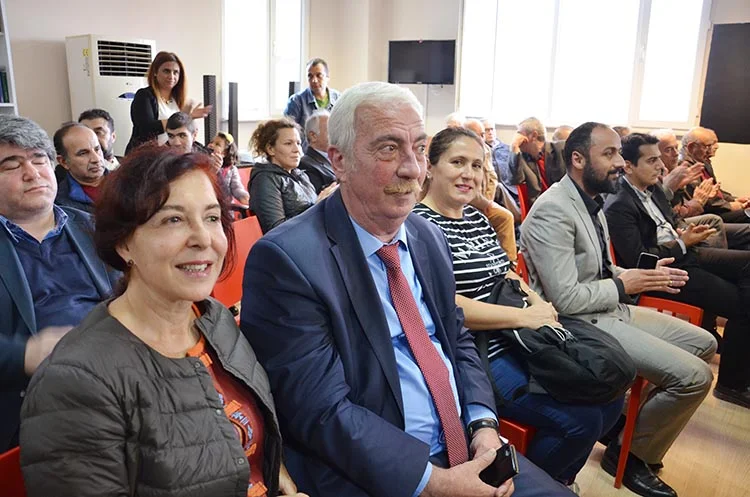 CHP Beykoz İlçe Başkanı gemileri yaktı 4 tastan chp 2 lqS1206Ulr