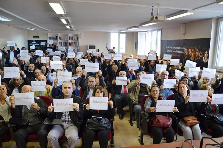 CHP Beykoz İlçe Başkanı gemileri yaktı 1 tastan chp 5 7n5AY8sfam