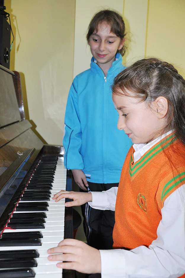 tgev 2014 s SBLjUvKU2b