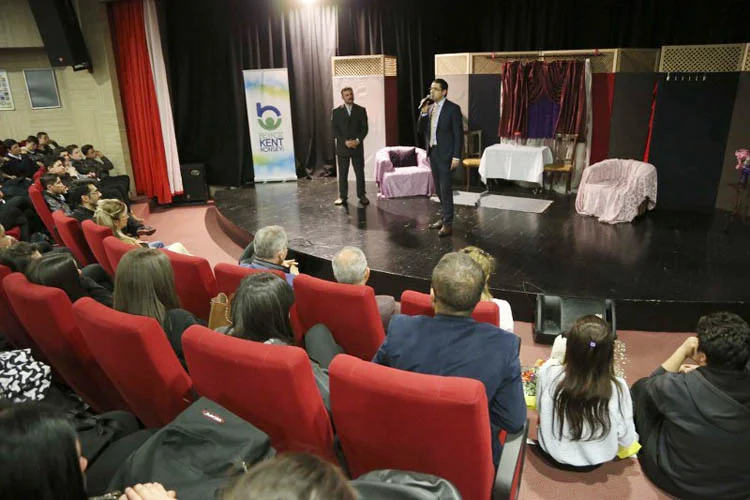 Beykoz'da bağımlılık tiyatrosuna yoğun ilgi 1 ti 10 bin 3 BCYL7rNyfh