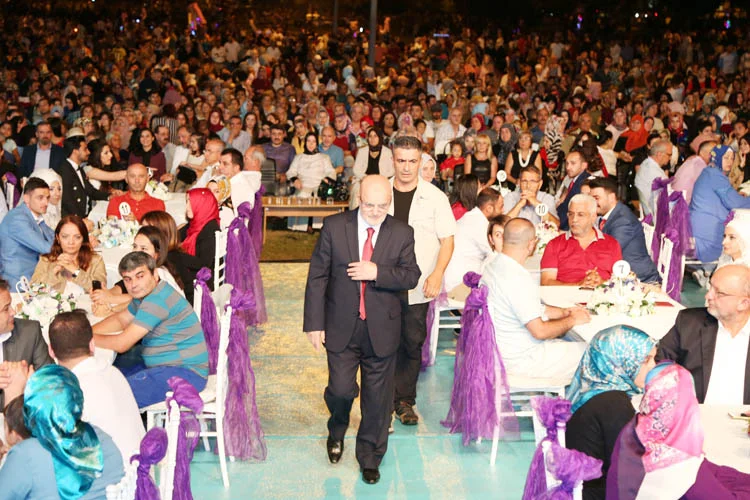 Beykoz'da dillere destan toplu nikah 5 toplunikahsoleni 11 a W557yszT