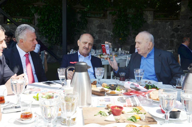 Beykoz Trabzonlular vefa örneği sergiledi 8 trabzon kah mih 9 iaIJEVHtXA