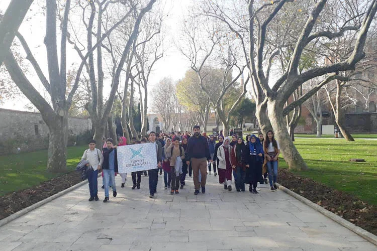 TÜGVA Beykoz'dan kutsal emanet ziyareti 1 tug qGK KgiaOc