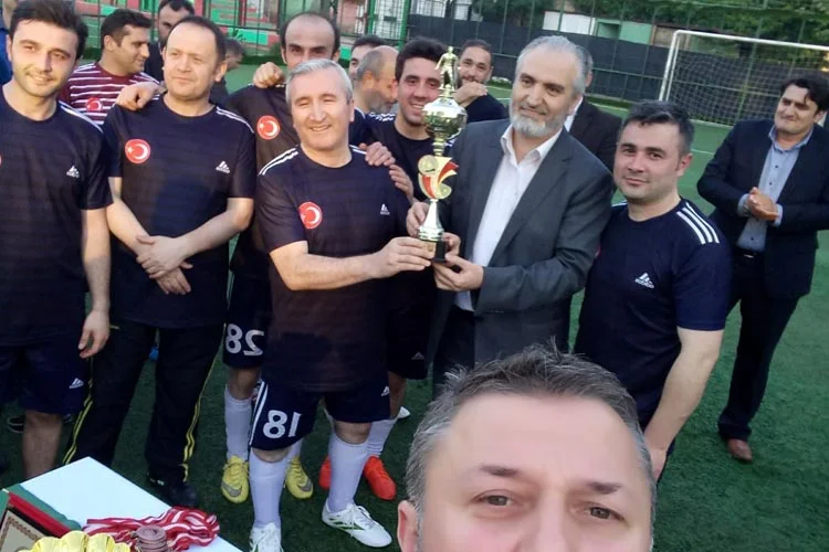 Sağlıkçıların turnuvasında şampiyon BELTUR oldu 2 tur 6 Z5BpLa uue