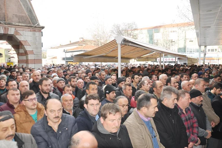 Beykoz, muhtarını ebediyete uğurladı 2 turkyilmaz cenaze 1 4PnmRhdVTM