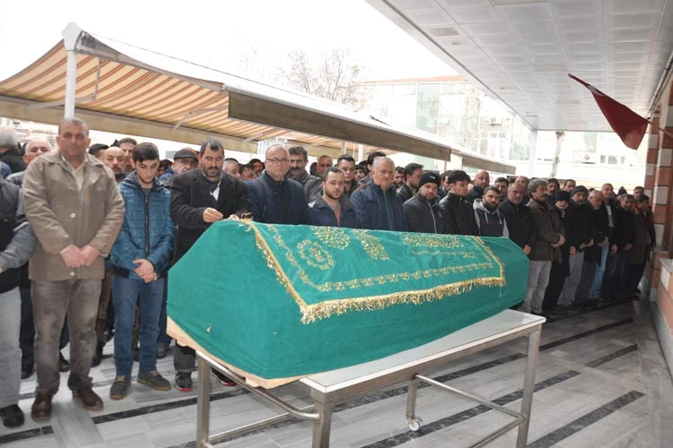 Beykoz, muhtarını ebediyete uğurladı 1 turkyilmaz cenaze 7 jRo6FnzSYk