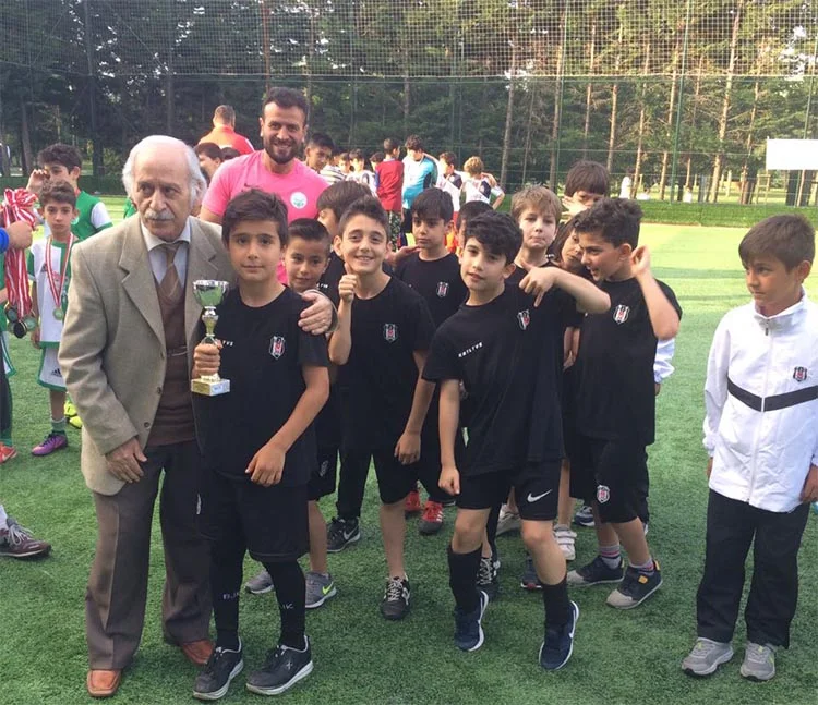 Beykoz'da Yusuf Topraklı Turnuvası keyif verdi 1 turnuva kavacik 8 VzhVn4vFTz