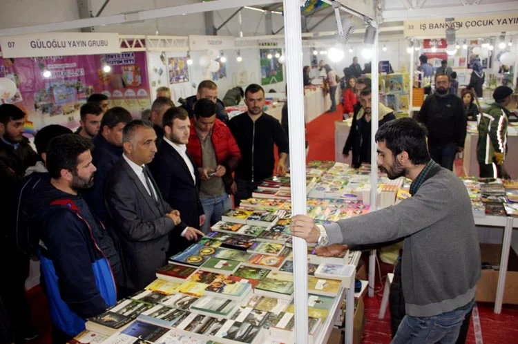 Beykoz'da ülkücülerin kitap hassasiyeti 1