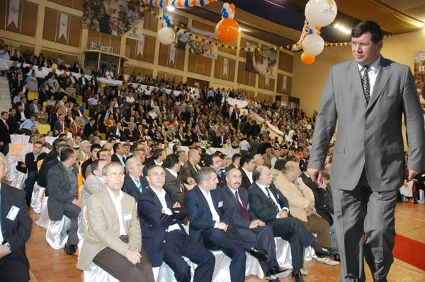 Adem Sefer ustalık dönemine başlıyor 11 usta jktuGW31kq