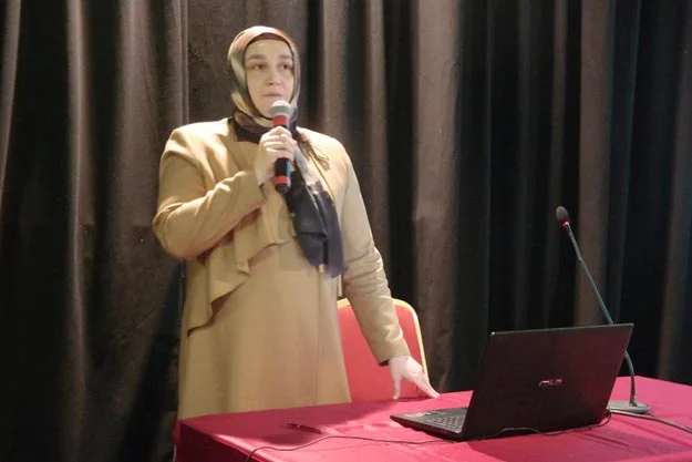 Beykoz'da Aile ve Evlilik Okulu başlıyor. (Program için tıklayınız) 3 vaize 2 poeg YdOzE