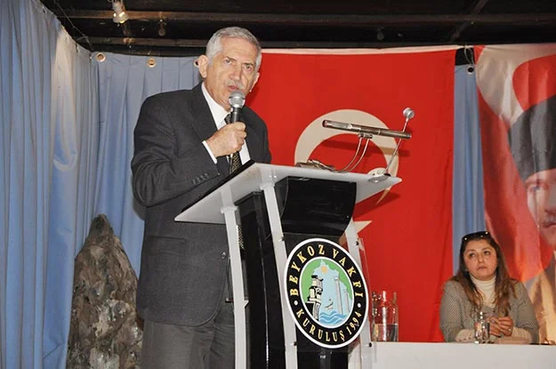 Hakan Ekiz yeniden Başkan seçildi 4 vatan parti mucBi7o1NM