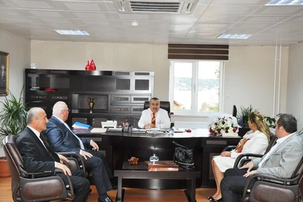 Dr. Yaşar Çelik'e hemşerilerinden ziyaret 1