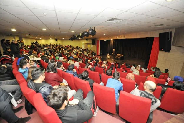 Taklitleriyle Beykozluları güldürdü 3 yavuz seck bLuuCargey