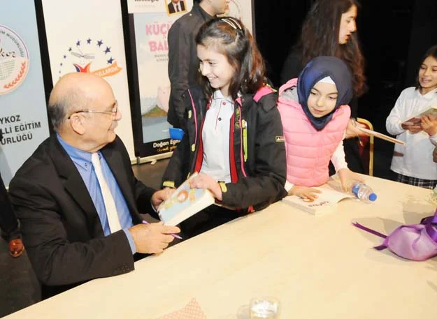 Beykoz öğrencileriyle yazar söyleşi günleri 4 yaz sRAs007iy