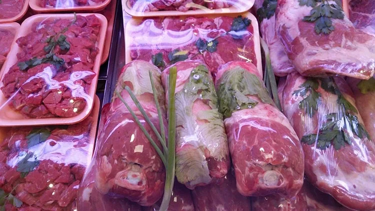 Kasabım Ömer Beykoz’da et fiyatlarını düşürdü 4 yesem et beyk pGvfgTGYVL