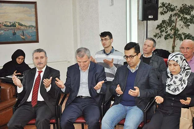 Beykoz Yeşilay Kongresi’nde fotoğraf krizi 1 yesilay beykoz kong 1Y F6ALCMj