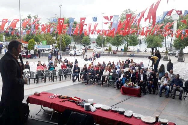Beykozlu Giresunlular, şehitleri andı 1 yoresel geceler giresunlula 6F7KTiGAhL